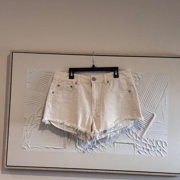 American Eagle Outfitters Women's Off White SZ 8 Shorts Patriotic Back Pockets - Picture 5 of 9